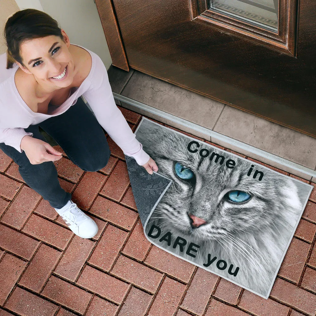 Blue Eyed Cat Door Mat