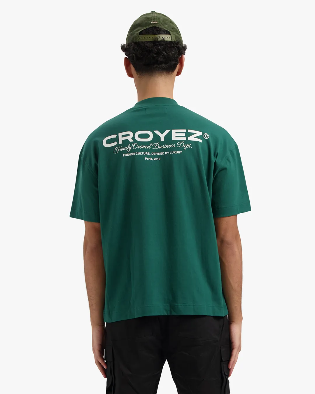 CROYEZ FAMILY OWNED BUSINESS T-SHIRT - DARK GREEN/OFF-WHITE