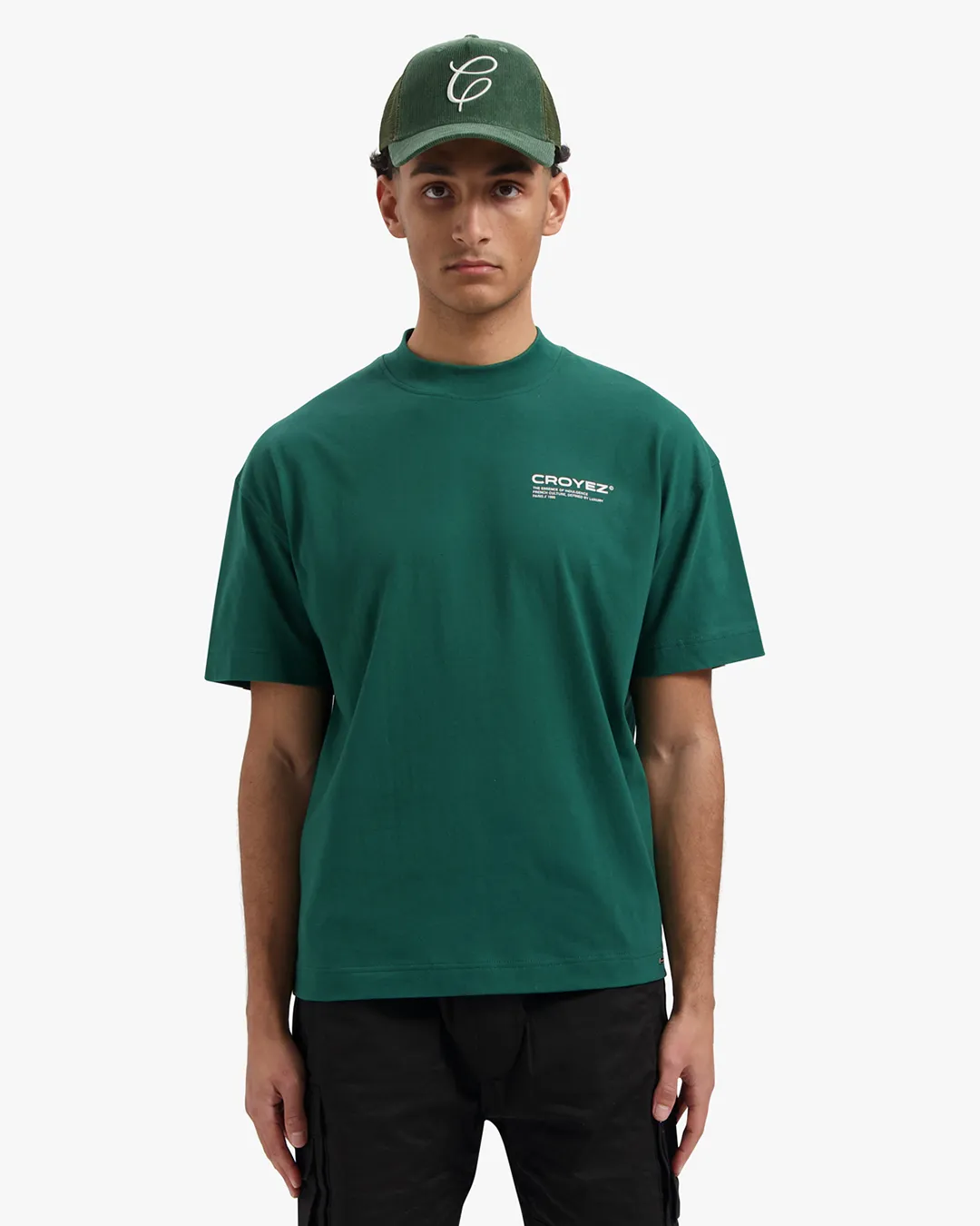 CROYEZ FAMILY OWNED BUSINESS T-SHIRT - DARK GREEN/OFF-WHITE