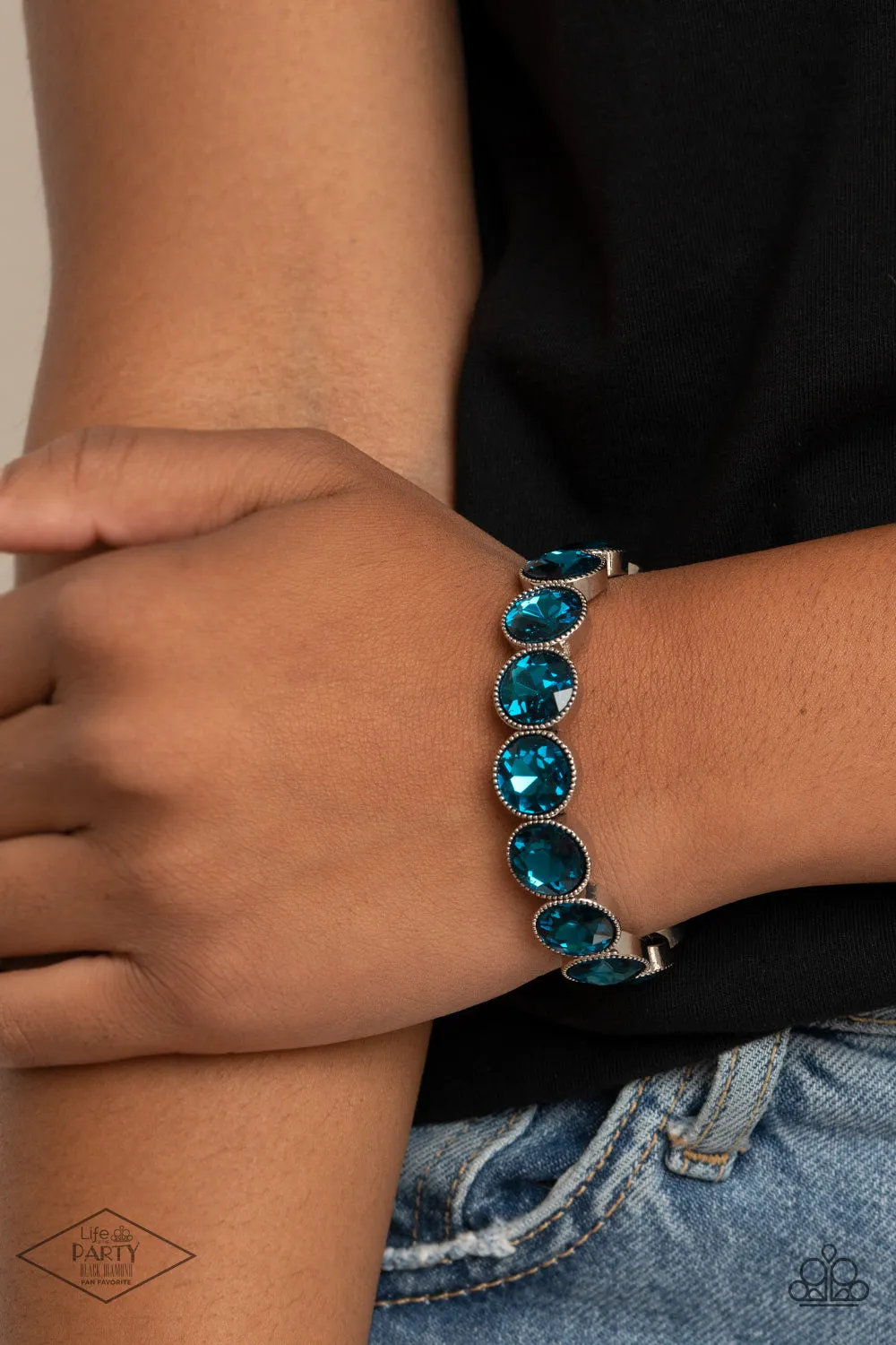 Number One Knockout - Blue Paparazzi Bracelet